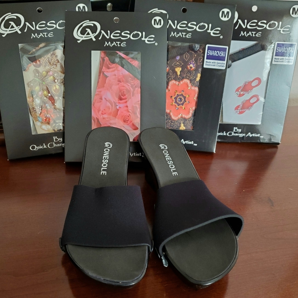 OneSole Sandals and 4 extra pairs of toppers